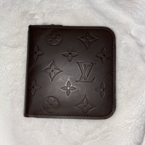 Louis Vuitton Zippy Coin Purse - Picture 1 of 9